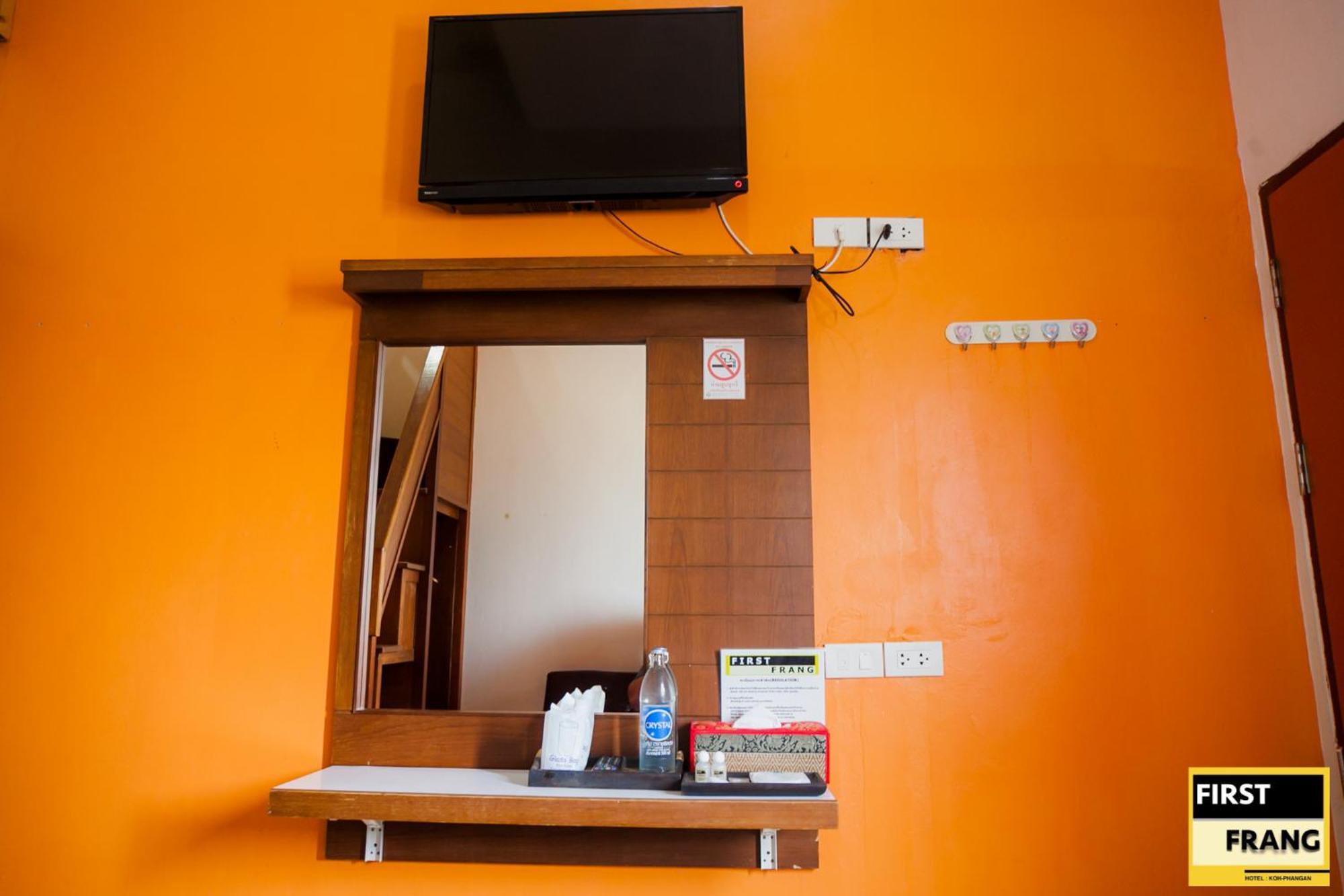 First And Frang Hotel - Koh Phangan Thongsala Ngoại thất bức ảnh